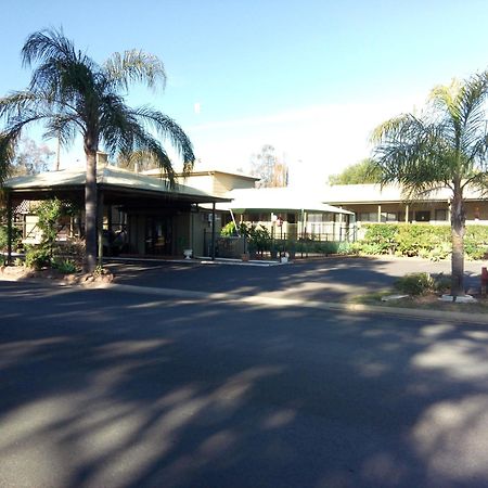 Lake Forbes Motel Kültér fotó
