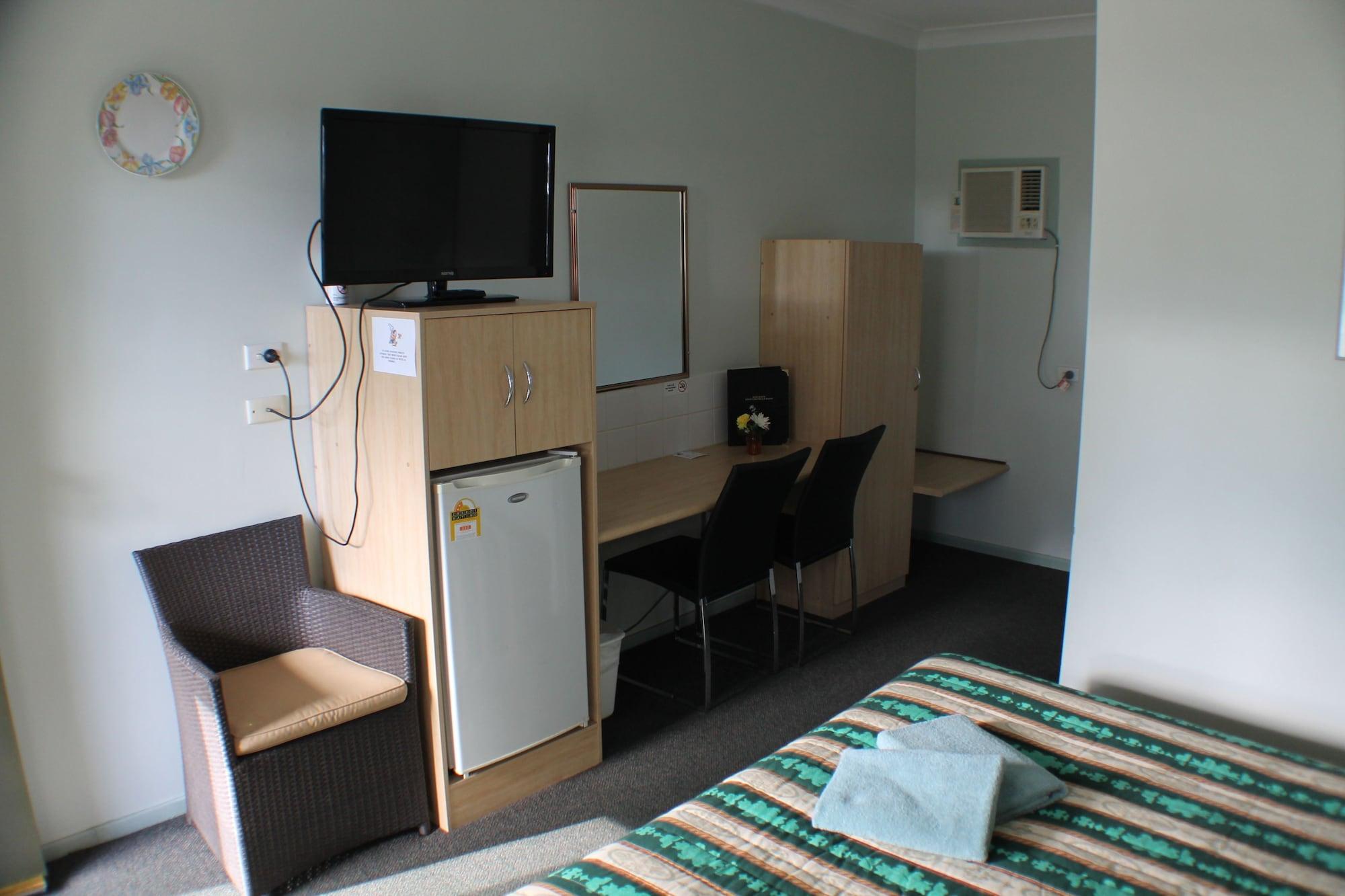 Lake Forbes Motel Kültér fotó