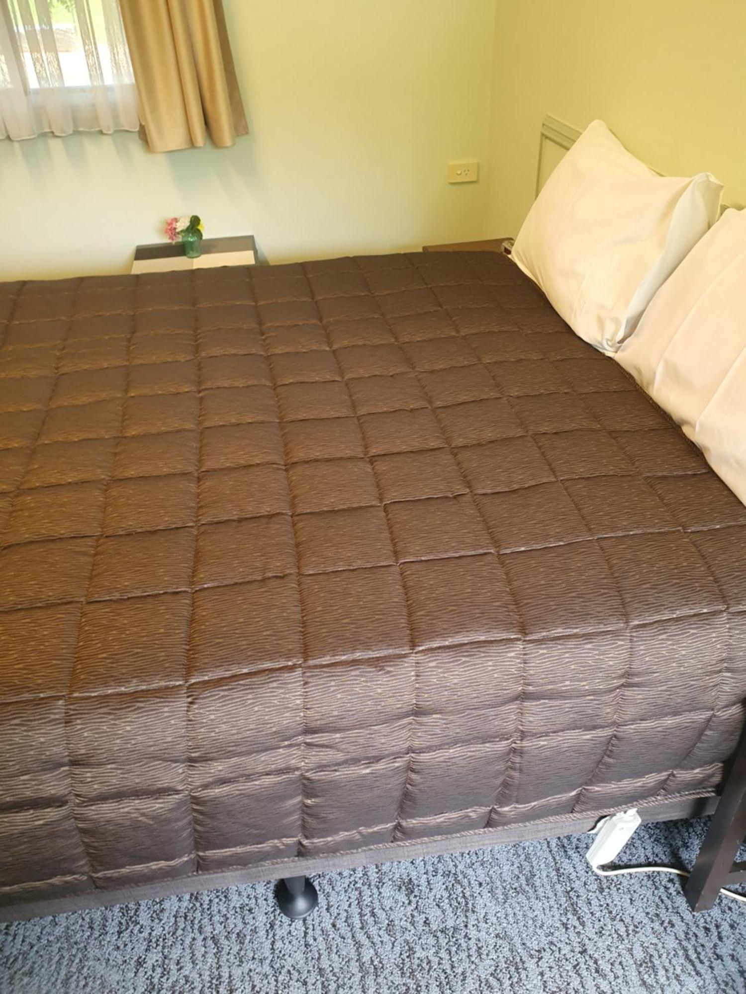Lake Forbes Motel Kültér fotó