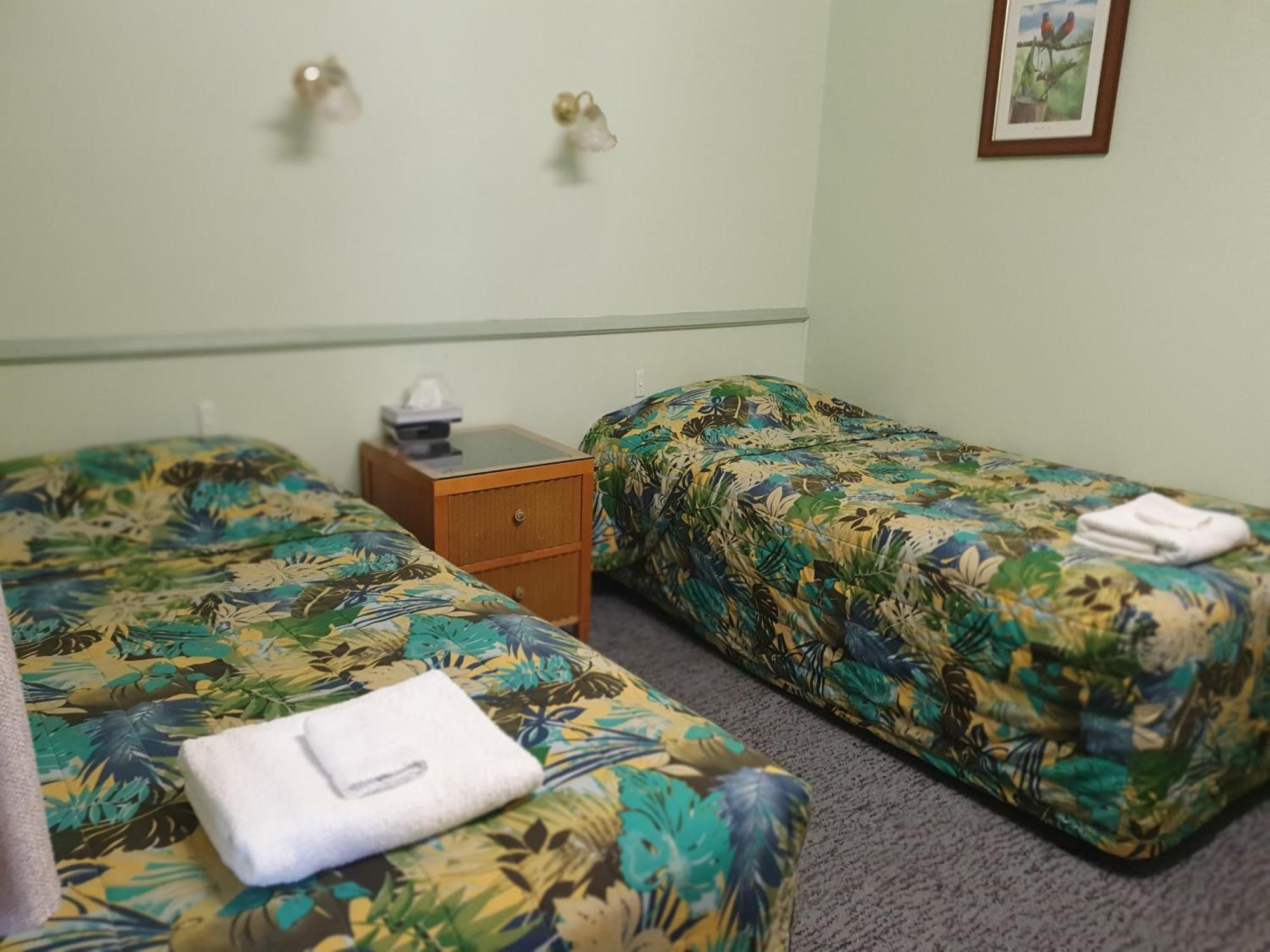 Lake Forbes Motel Kültér fotó