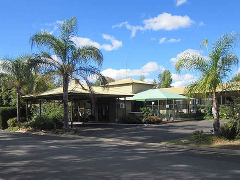 Lake Forbes Motel Kültér fotó